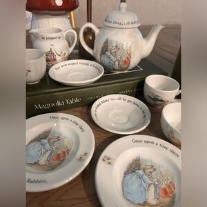 Vintage Peter Rabbit children’s tea set